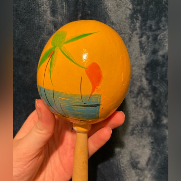 Novelty Yellow Maraca Shaker - Yellow, Beach Sunset, Palm Tree - Picture 3 of 16